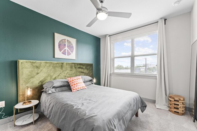 バイブラント 1 ベッドルーム キング スイート クロース トゥ ダウンタウン ウW ファスト WiFi