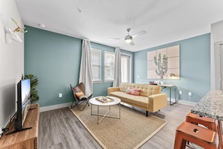 エアリー1 ベッドルーム キング スイート クロース トゥ ダウンタウン ウW ファスト  WiFi