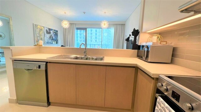 ラグジュアリードバイクリークハーバーウォーターフロントアパート