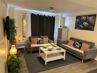 スーパーブ 1  ベッド プライベート ファミリー  アパートメント イン センター