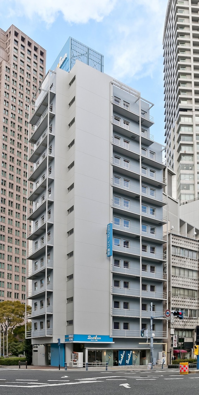 セカンド・イン梅田