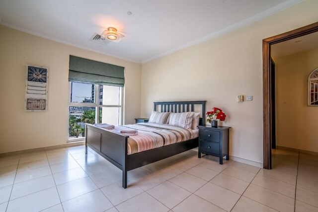 ラージ  1 ベッド ビジネス ベイ カナル