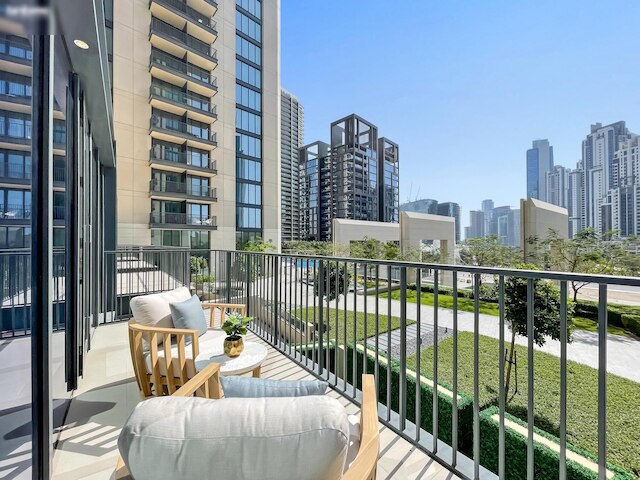 ラXス ベッドルーム デュプレックス イン ブルバード オブ ダウンタウン