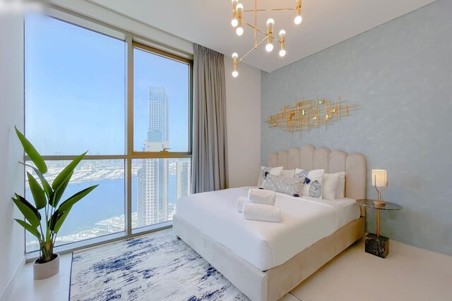 ラビッシュ リビング アロング ザ ドバイ クリーク