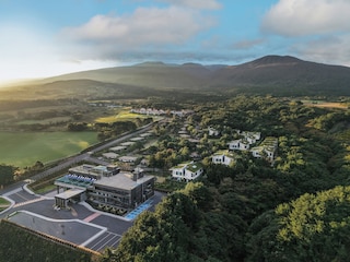 アンバー ピュア ヒル ホテルズ & リゾーツ チェジュ