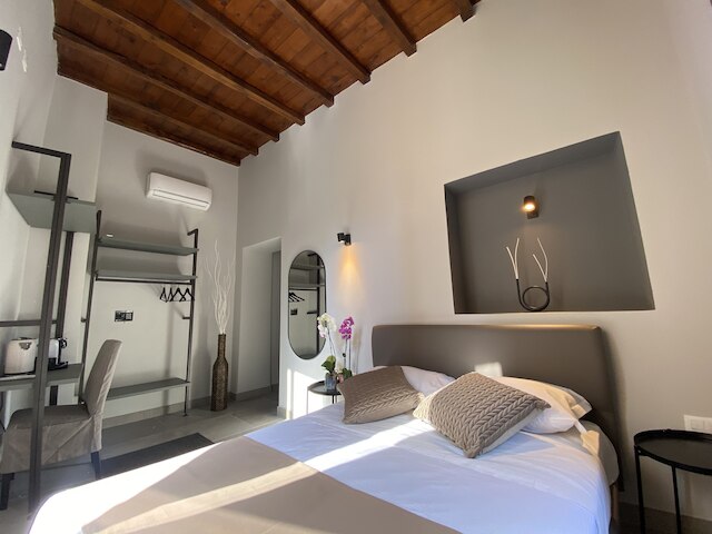 ソハ・ピアッツァ・ディ・スパーニャ・ブティック