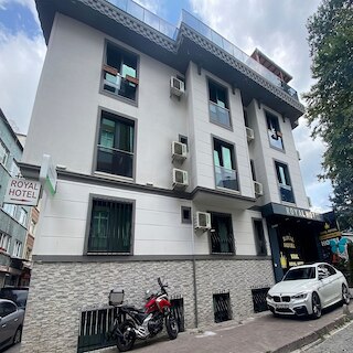 ロイヤル ホテル