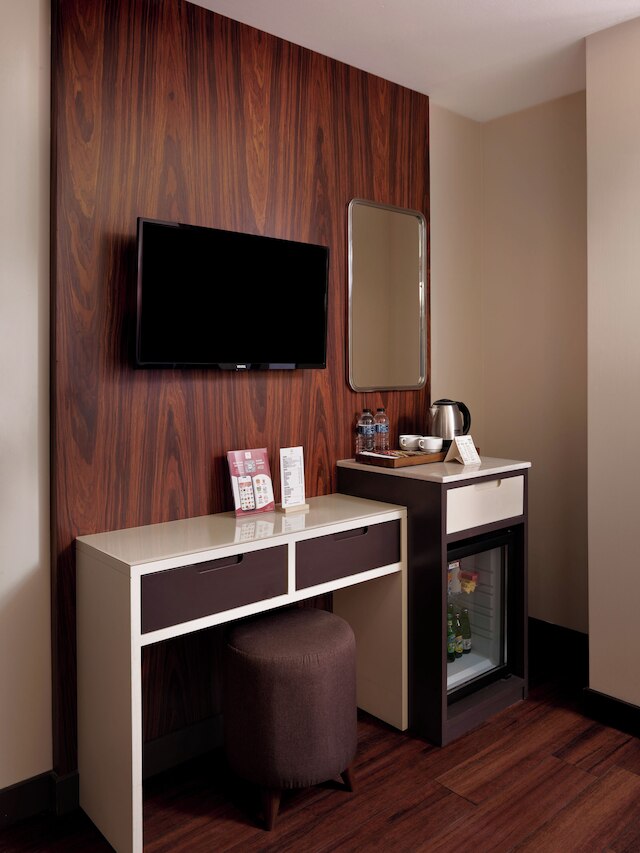 シャイニングスターホテル