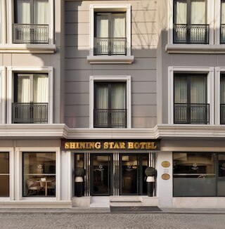 シャイニングスターホテル