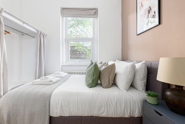 ザゴールドホークロードアパートメンツ