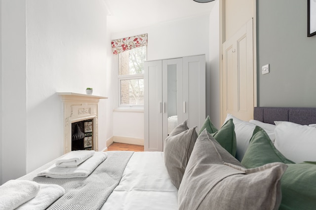 ザゴールドホークロードアパートメンツ