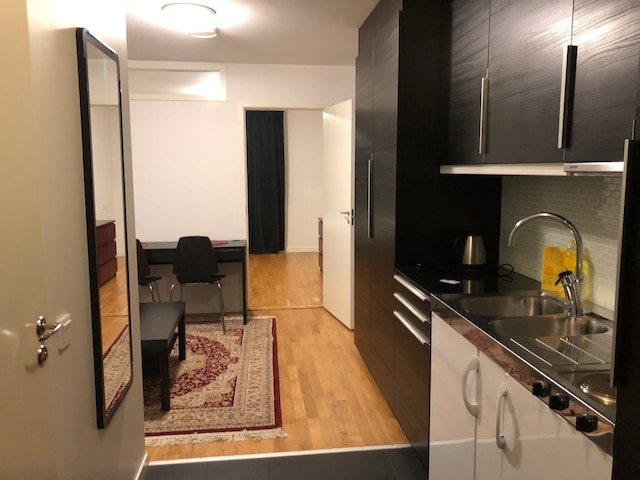 アールスタ ストックホルム アパートメント 338