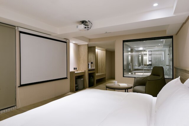 Spring's Rhapsody Hotel