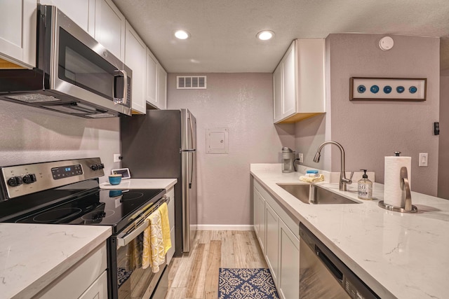 2 ベッドルーム スリープス 6 プール BBQ ジム ホットタブ & バーホッピング!