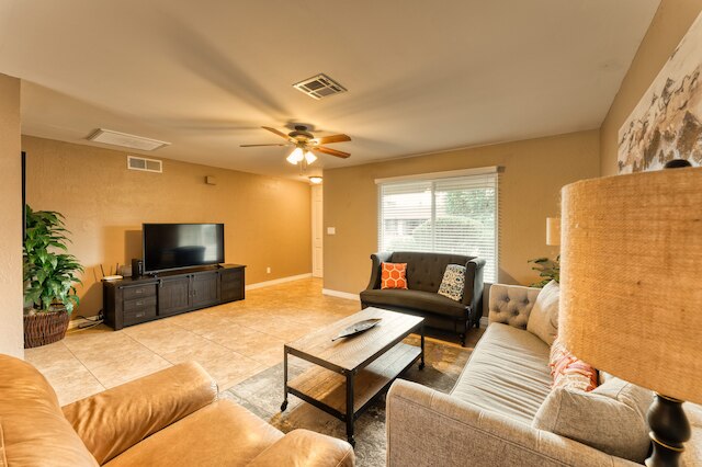 セレニティ オン イィィス ストリート