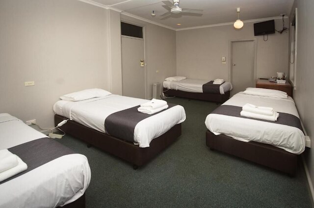 ジョージホテル