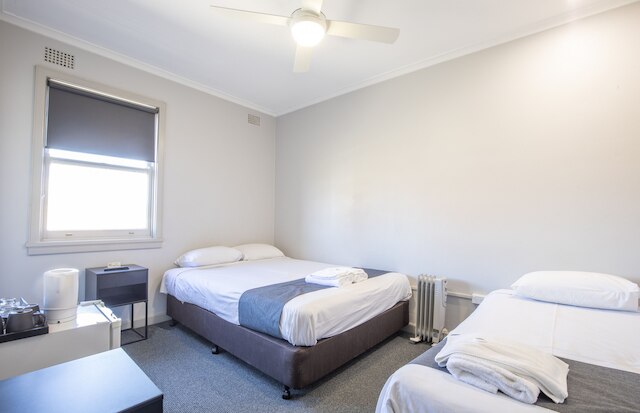 ジョージホテル