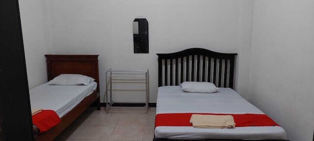 カルティカ・ホームステイ・シャリア・スラバヤ