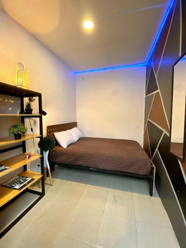 ホスタルコンデサ