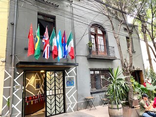 ホスタルコンデサ