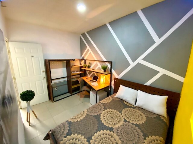 ホスタルコンデサ