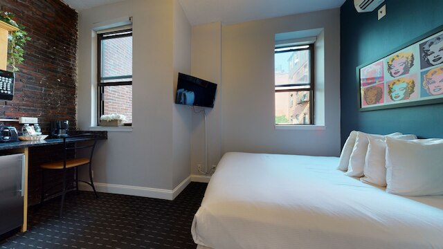 マーヴェリック スイーツ アット 400 コロンバス アヴェ