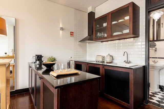 ヨーロポ - トーレ  1 イン オポルト