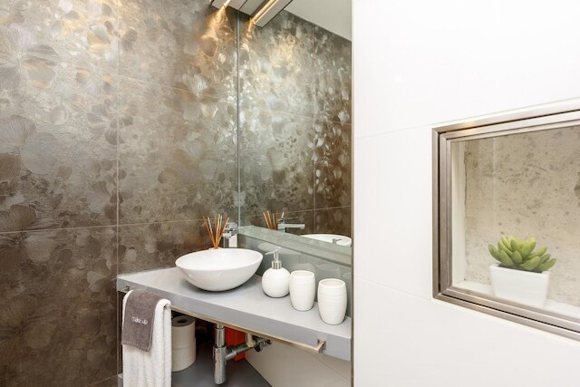 リベイラ ポルト 3 イン オポルト