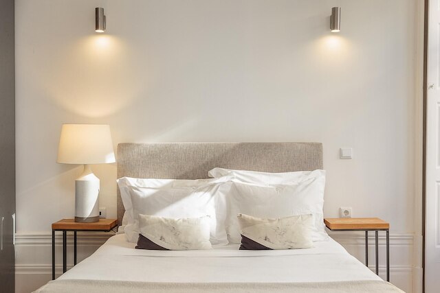 ヨーロポ - ストーリーズ 1F