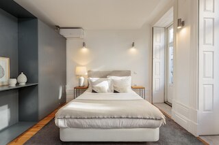 ヨーロポ - ストーリーズ 1F