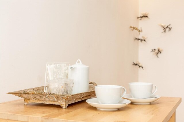 ヨーロポ - ストーリーズ 1F