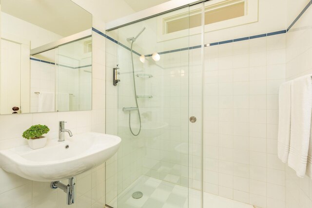 トラベルステイション - フローレスS in ポルト