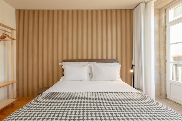 トラベルステイション - フローレスM in ポルト