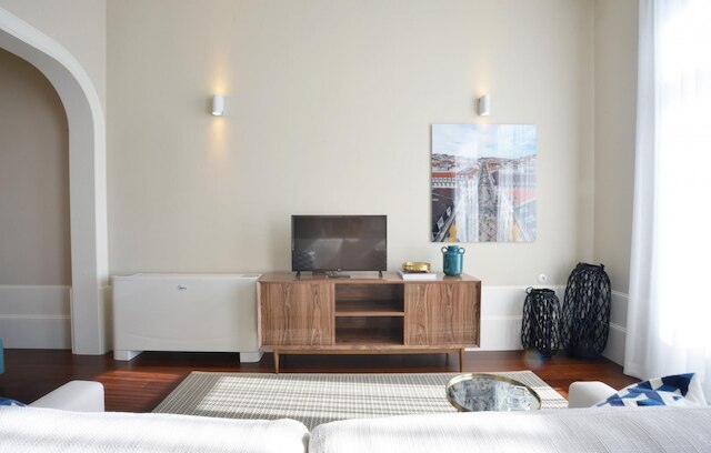 マーケット 2B イン オポルト ウィズ 1 バスルーム