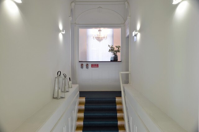 ヨーロポ - マーケット 3B イン オポルト