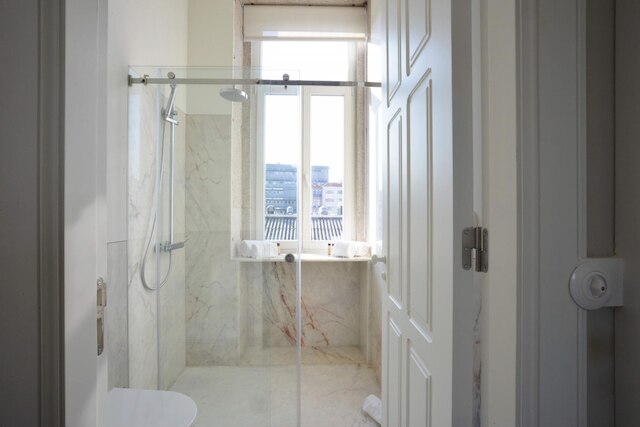 マーケット 2A イン オポルト ウィズ 2 ベッドルームズ アンド 2 バスルームズ