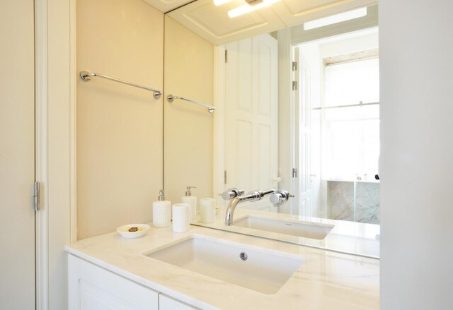 ヨーロポ - マーケット 3A イン オポルト