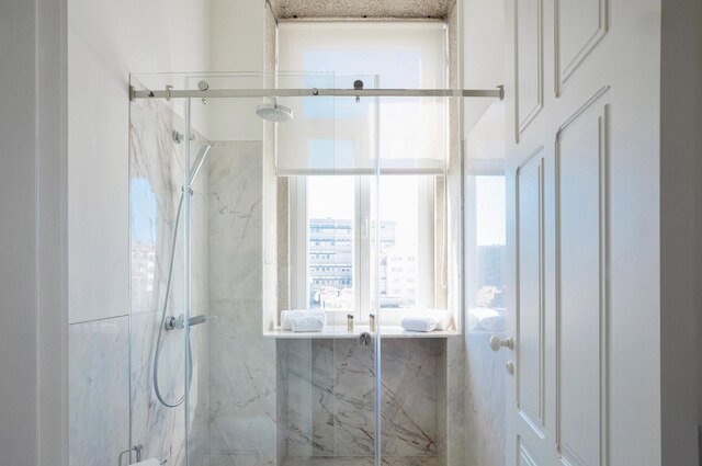 ヨーロポ - マーケット 3A イン オポルト