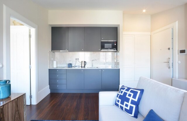 マーケット 4A イン オポルト ウィズ 2 ベッドルームズ アンド 2 バスルームズ