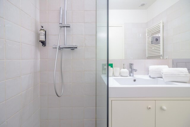 タワー 1F イン オポルト ウィズ 1 バスルーム