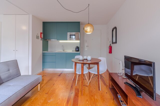 ヨーロポ - ザ タワー 4T