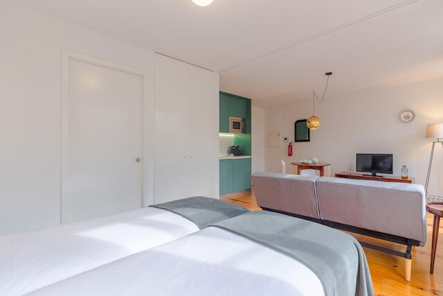 ヨーロポ - ザ タワー 4T