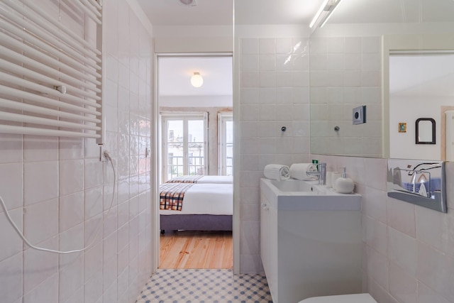 ヨーロポ - ザ タワー 6T