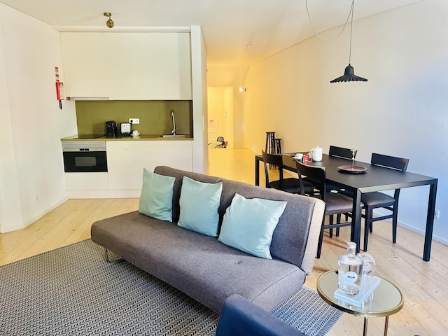 ヨーロポ - タイパス  3 イン オポルト