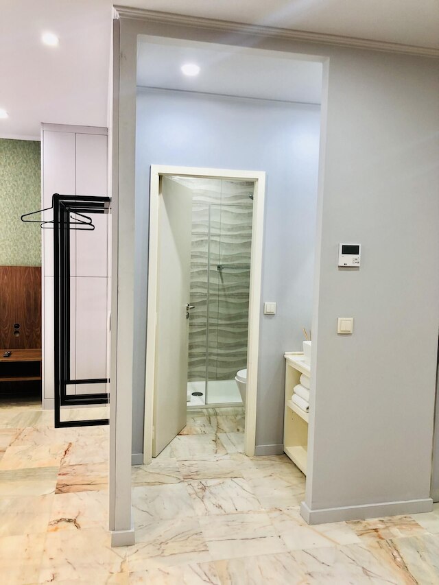 ヨーロポ - ダウンタウン 4A