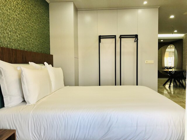 ヨーロポ - ダウンタウン 4A