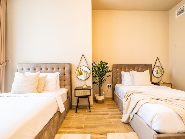 驚くべき運河とスカイラインのビュー、DT近く