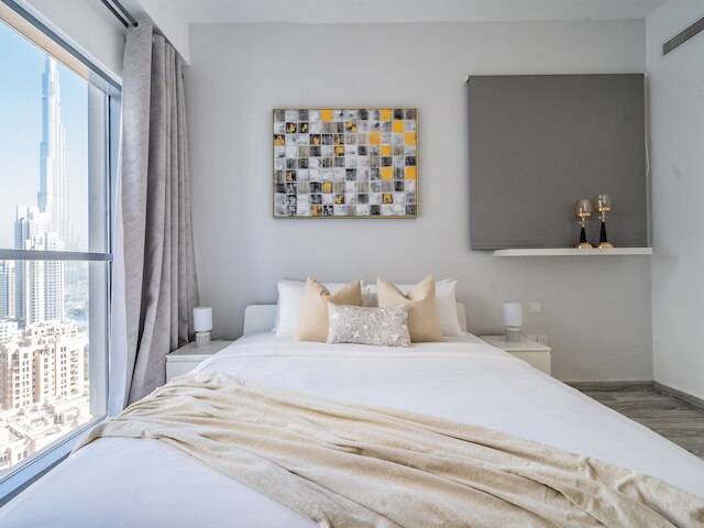 バージュ・ハリーファを望む華麗なアパートメント付きバルコニー