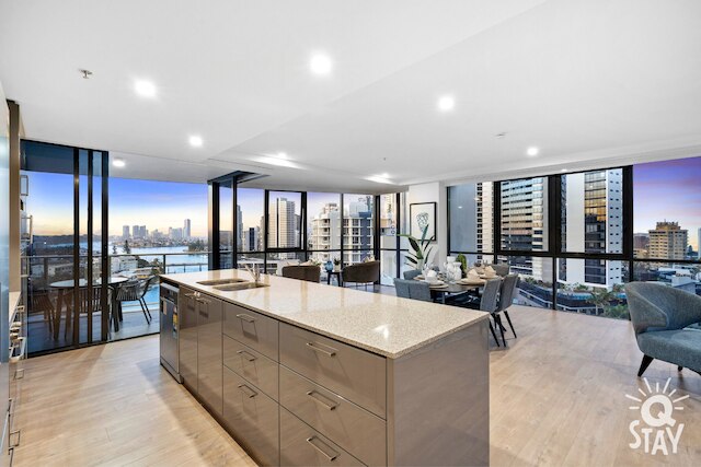 アヴァロン アパートメンツ - Q ステイ