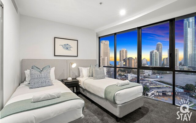 アヴァロン アパートメンツ - Q ステイ